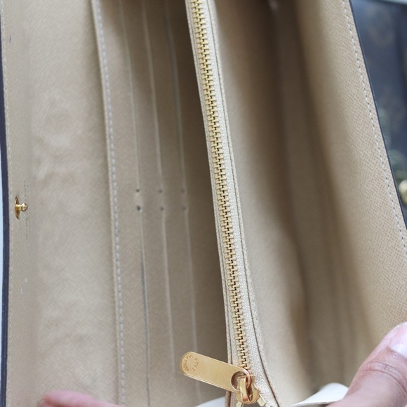 Rare Authentic Vintage Louis Vuitton Lace Embroidered Wallet - Picture 12 of 15